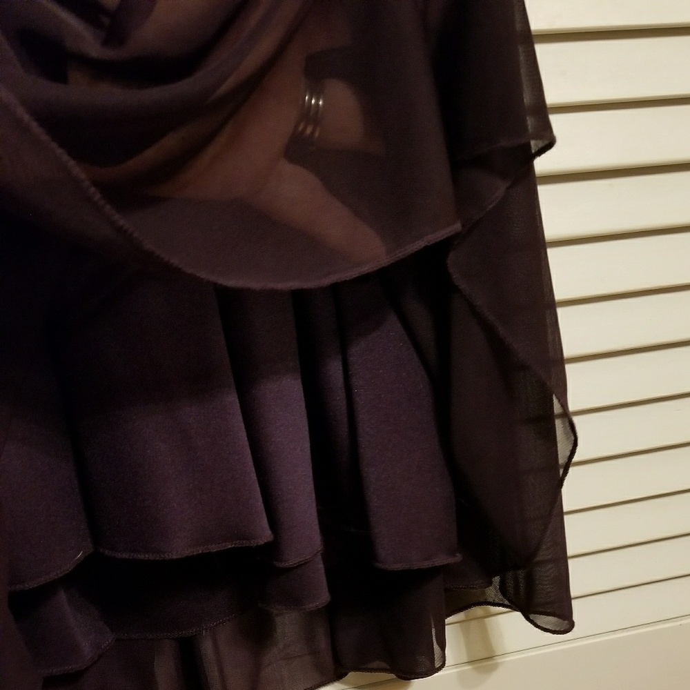 DB Dress - Picture 2 of 6